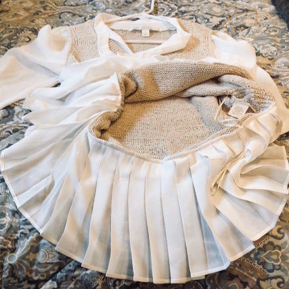 LC Lauren Conrad sweater vest and polyester blouse - Picture 7 of 7